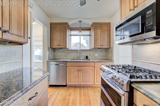1645 Pinecrest Dr, Ferndale, MI 48220 - photo 12