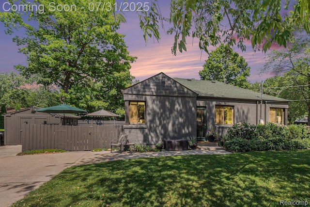 1012 State Rd, Fenton, MI 48430 - photo 1