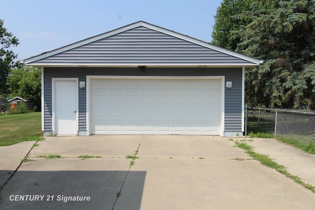2610 S Monroe St, Bay City, MI 48708 - photo 2