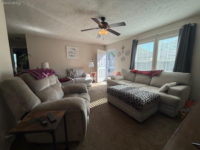 17115 Scarborough Dr, Macomb, MI 48044 - photo 3