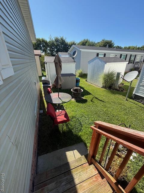 17115 Scarborough Dr, Macomb, MI 48044 - photo 25