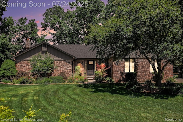 185 Waterview Dr, Lake Orion, MI 48362 - photo 1