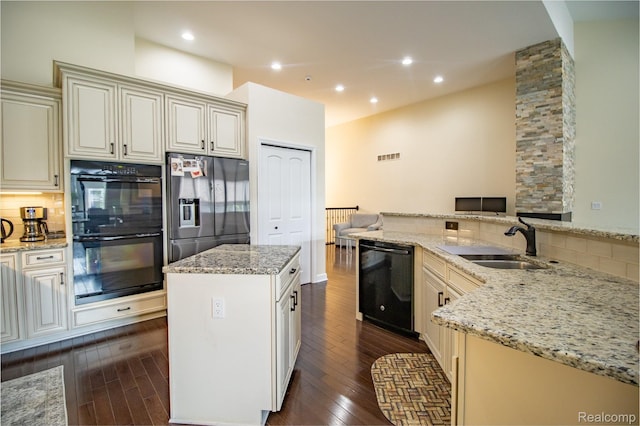 7413 Brookberry Ct, West Bloomfield, MI 48322 - photo 10