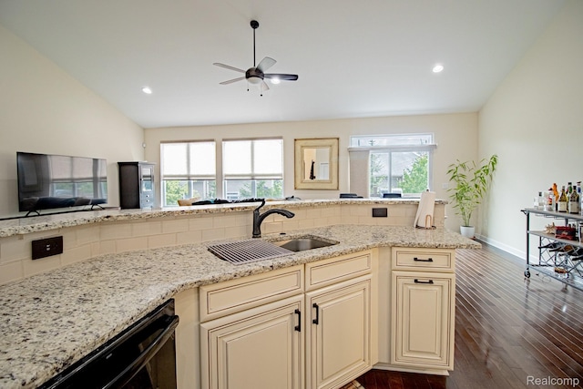 7413 Brookberry Ct, West Bloomfield, MI 48322 - photo 13