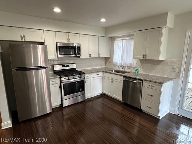 8768 Whitehorn St, Romulus, MI 48174 - photo 18