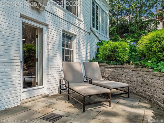 51 Lochmoor Blvd, Grosse Pointe Shores, MI 48236 - photo 42
