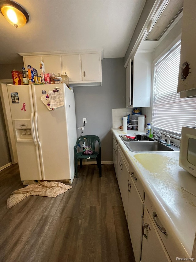 10253 Mckinney St, Detroit, MI 48224 - photo 3