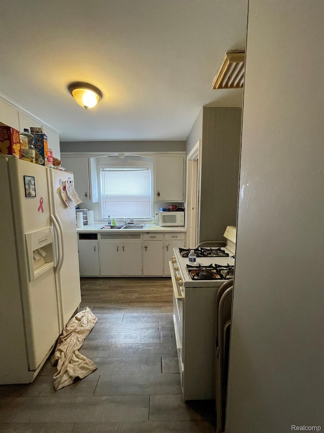 10253 Mckinney St, Detroit, MI 48224 - photo 5