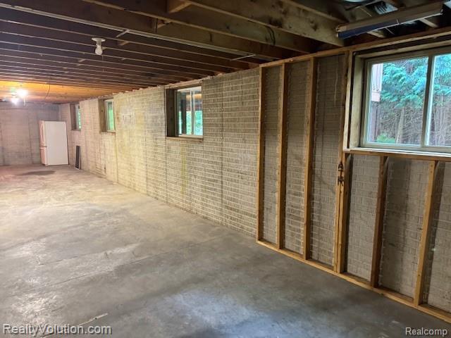 6649 Mckibbon Rd, North Branch, MI 48461 - photo 22