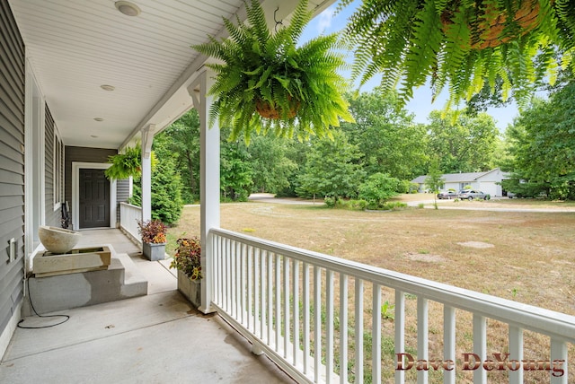 329 Running Water Ct NW, Sparta, MI 49345 - photo 5