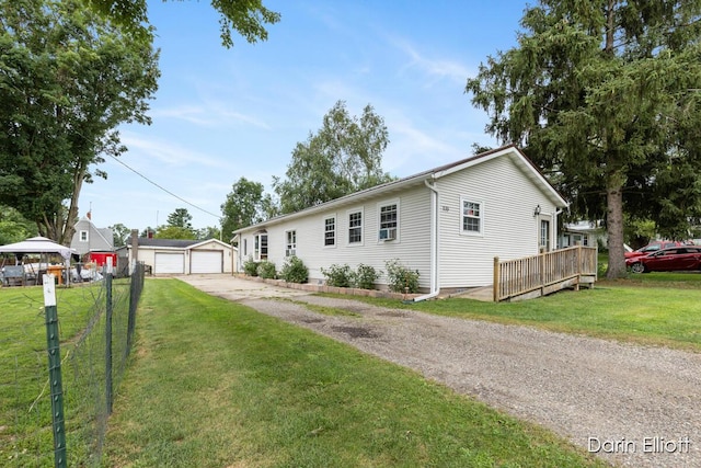 539 Price St, Ionia, MI 48846 - photo 1