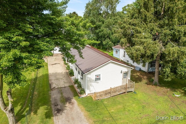 539 Price St, Ionia, MI 48846 - photo 2