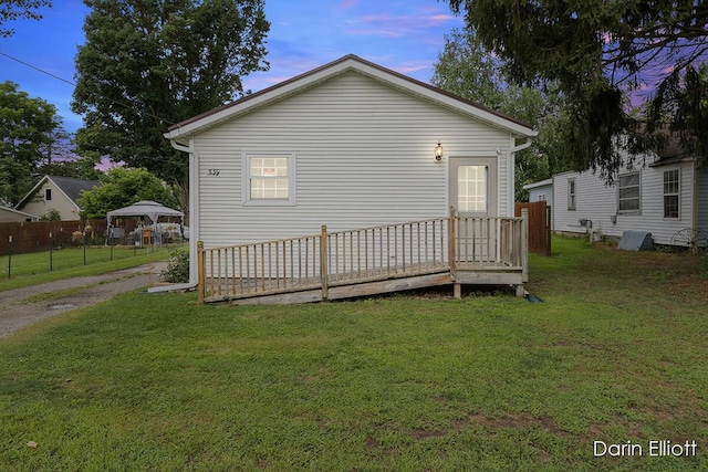 539 Price St, Ionia, MI 48846 - photo 6