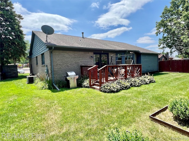 13327 Peck Dr, Warren, MI 48088 - photo 2