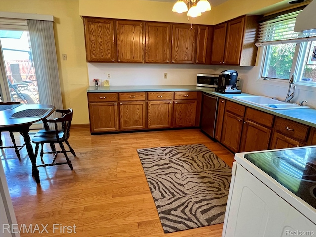 13327 Peck Dr, Warren, MI 48088 - photo 7