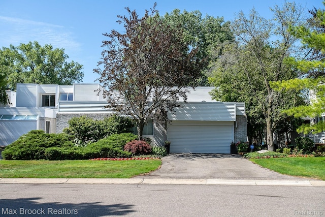 1777 Alexander Dr, Bloomfield Hills, MI 48302 - photo 1