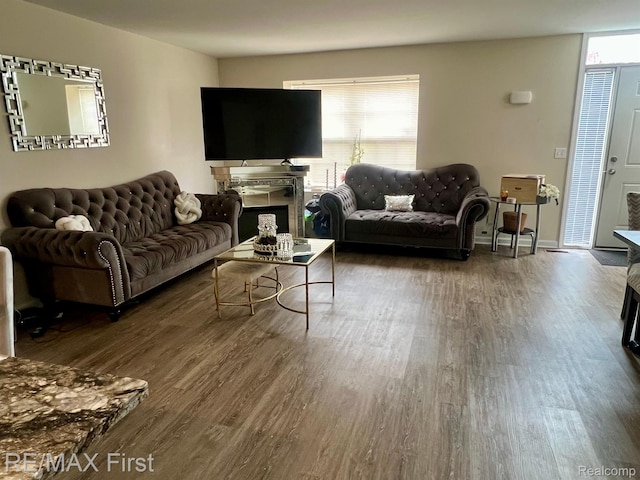 258 Stonegate E Unit 103, Pontiac, MI 48341 - photo 7