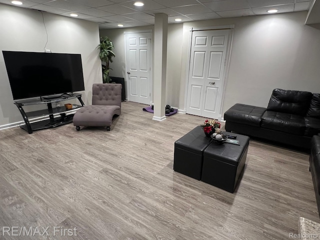 258 Stonegate E Unit 103, Pontiac, MI 48341 - photo 18