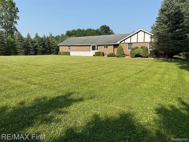 53990 N Foster Rd, Chesterfield, MI 48051 - photo 2