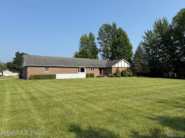 53990 N Foster Rd, Chesterfield, MI 48051 - photo 1