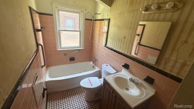 18240 Shaftsbury Ave, Detroit, MI 48219 - photo 6