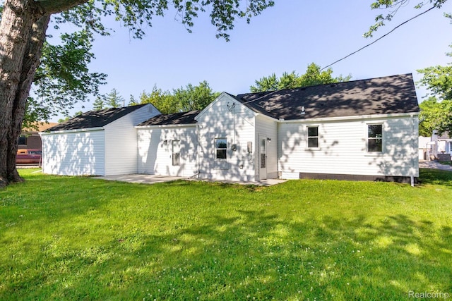 22854 Oaklane St, Roseville, MI 48089 - photo 28