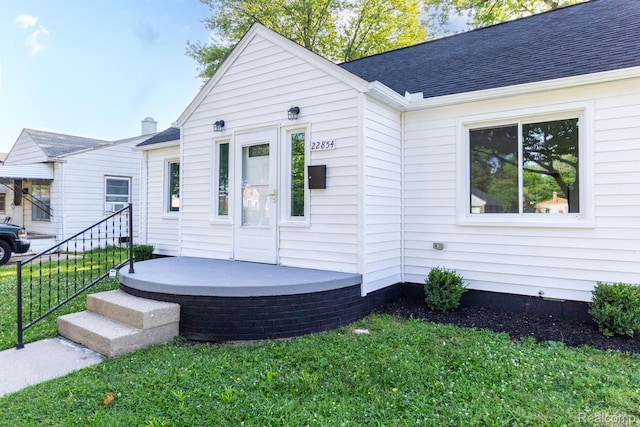 22854 Oaklane St, Roseville, MI 48089 - photo 3