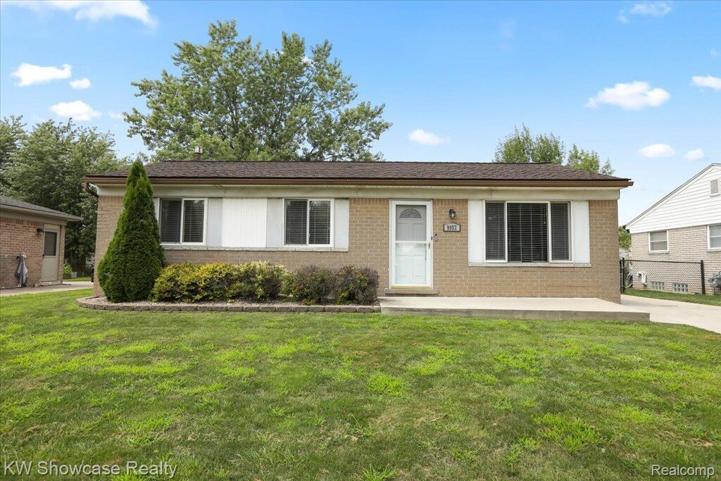 9952 Kennedy St, Van Buren, MI 48111 - photo 1