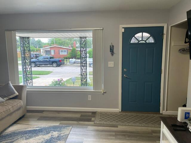 711 S Hawtorne, Westland, MI 48186 - photo 3