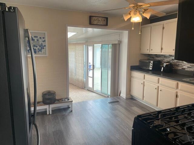711 S Hawtorne, Westland, MI 48186 - photo 11