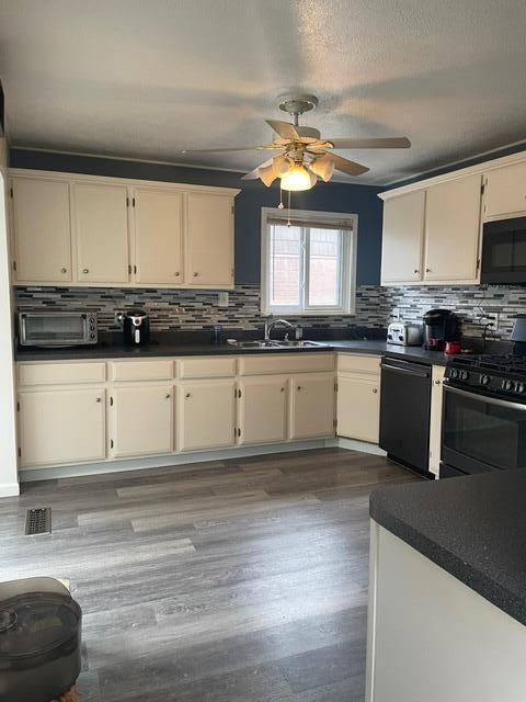 711 S Hawtorne, Westland, MI 48186 - photo 10