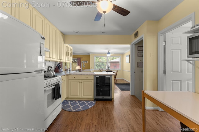 2642 Longmeadow Dr, Trenton, MI 48183 - photo 6