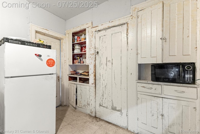 2517 Gladstone St, Detroit, MI 48206 - photo 21