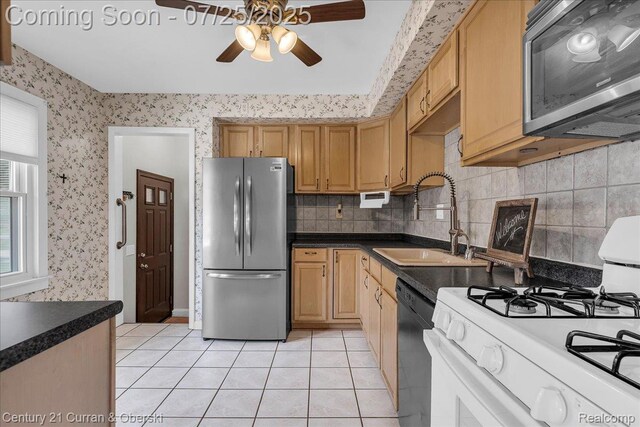 24655 Melody Ln, Taylor, MI 48180 - photo 10