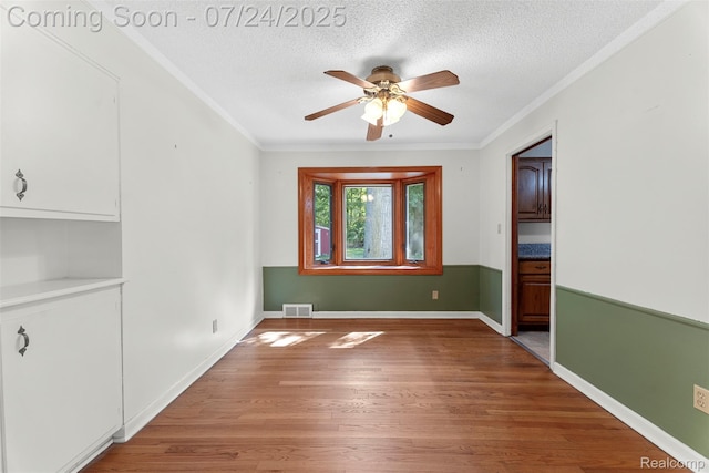 24680 E Huron River Dr, Flat Rock, MI 48134 - photo 9