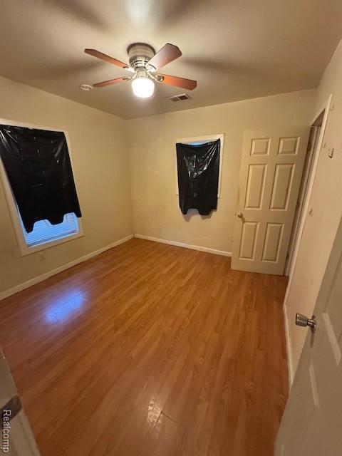 558 Frazier St, River Rouge, MI 48218 - photo 7