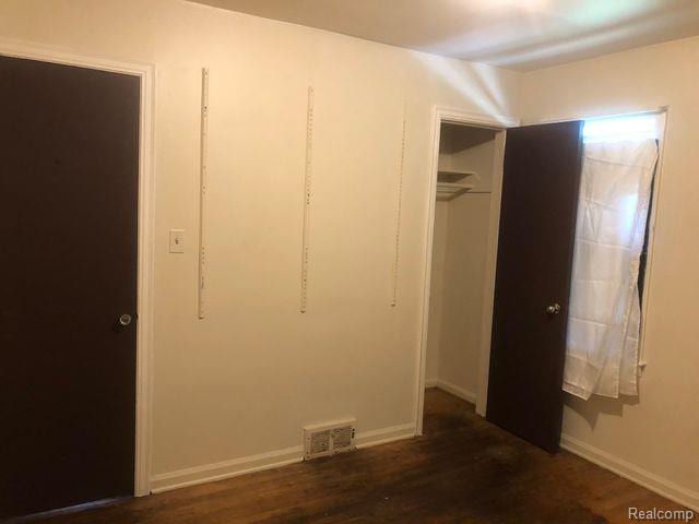 8620 Pierson St, Detroit, MI 48228 - photo 11