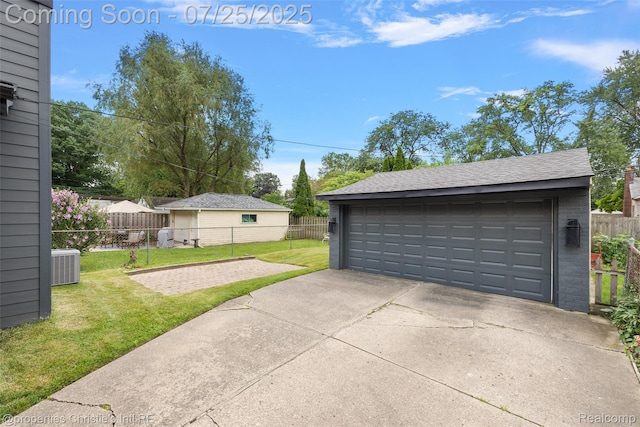 2023 Roslyn Rd, Grosse Pointe Woods, MI 48236 - photo 32