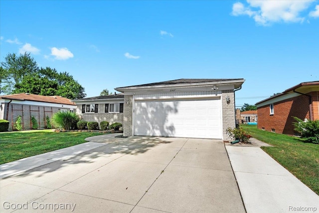 2307 Castleton Dr, Troy, MI 48083 - photo 3