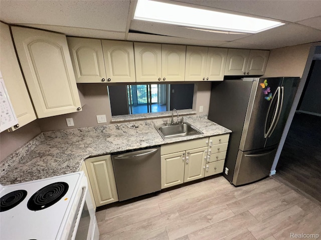 17991 University Park Dr, Livonia, MI 48152 - photo 3