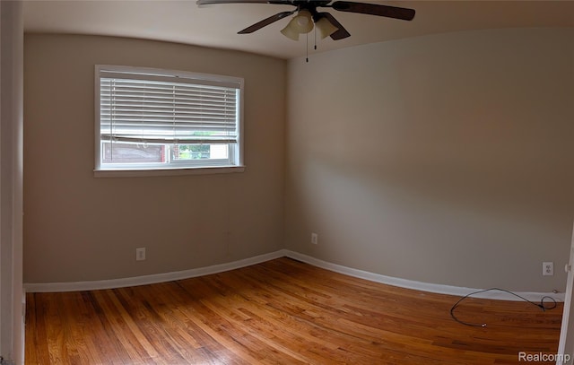 4420 Katherine St, Dearborn Heights, MI 48125 - photo 13