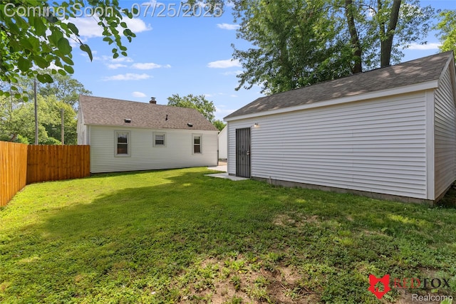 3200 Myrton St, Burton, MI 48529 - photo 25