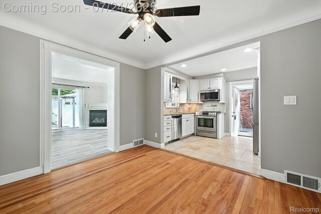 32210 W Chicago St, Livonia, MI 48150 - photo 8