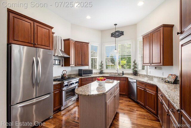636 Mountain Cir, Rochester Hills, MI 48306 - photo 22