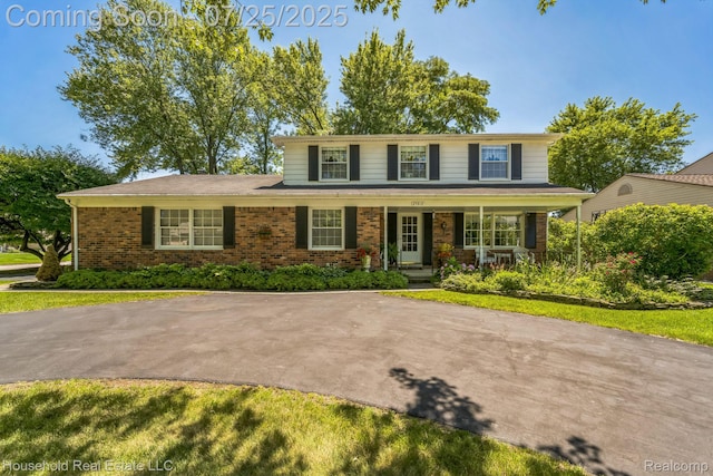 25819 Branchaster Rd, Farmington Hills, MI 48336 - photo 2