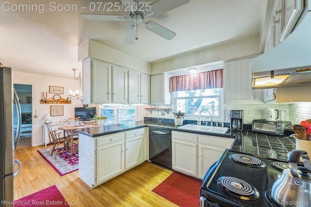 25819 Branchaster Rd, Farmington Hills, MI 48336 - photo 14
