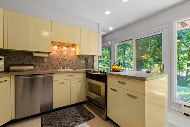2805 Byington Blvd, Ann Arbor, MI 48105 - photo 24