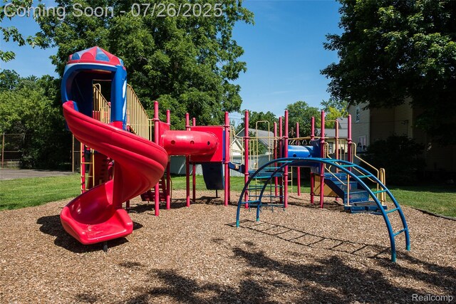 719 Spring St, Howell, MI 48843 - photo 42