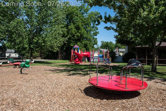 719 Spring St, Howell, MI 48843 - photo 41