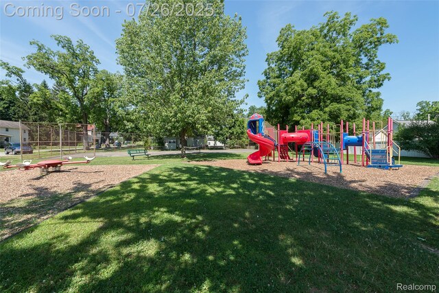 719 Spring St, Howell, MI 48843 - photo 43